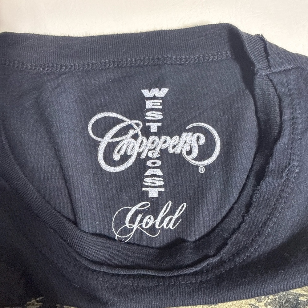 Chic Black and Gold Graphic Women's Tee - Picture 7 of 8